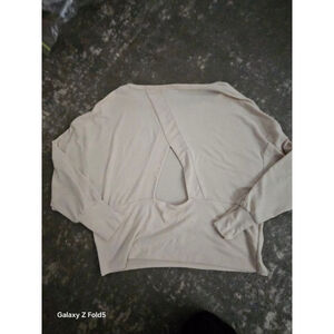 Women's Unbranded Beige Long Sleeve Sweatshirt with Back Cutout, Size S